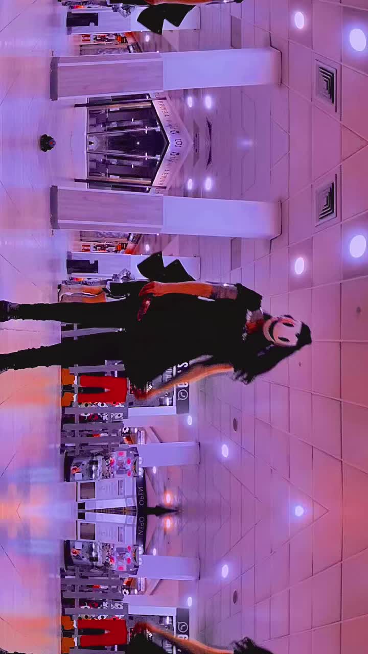 @Laramiwaifu