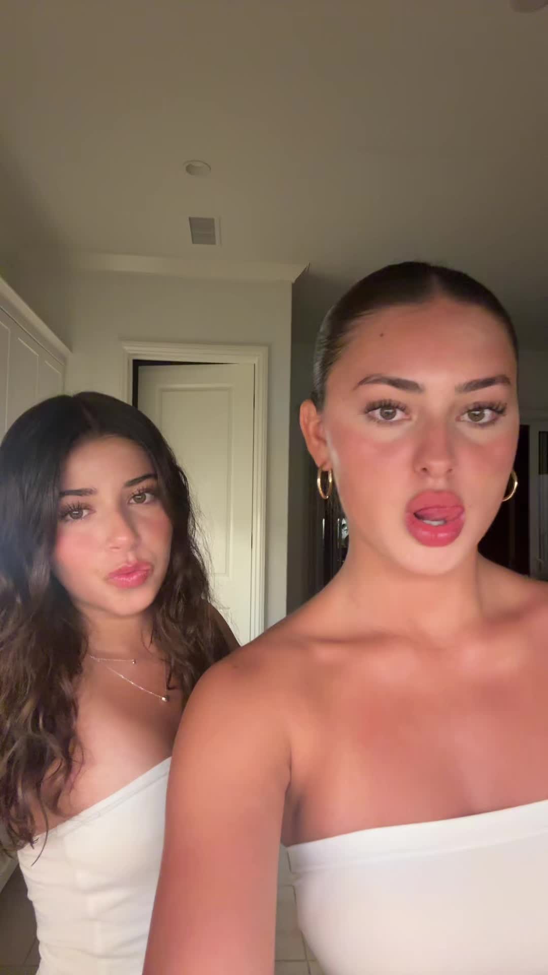 @nyabby