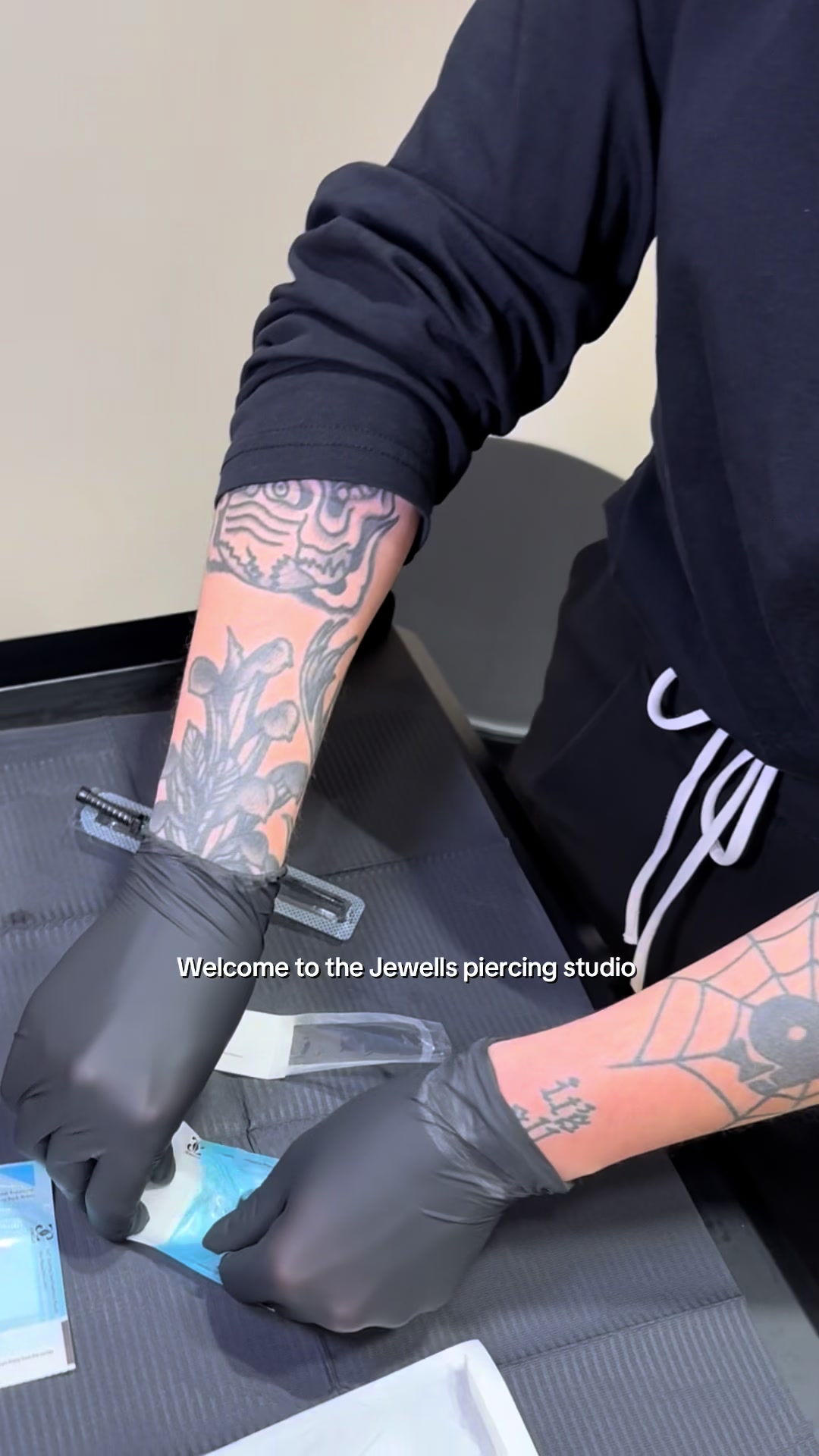@JEWELLSOFFICIAL