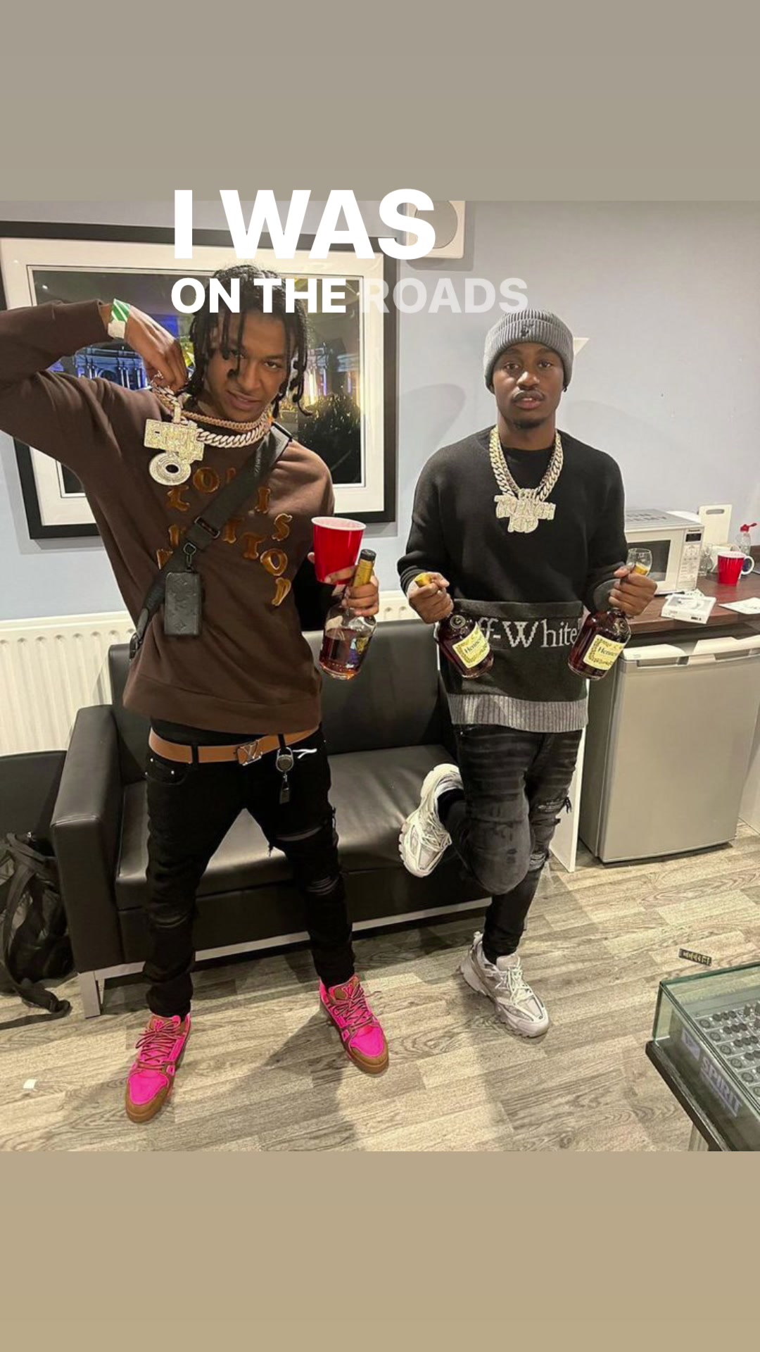 @🎶