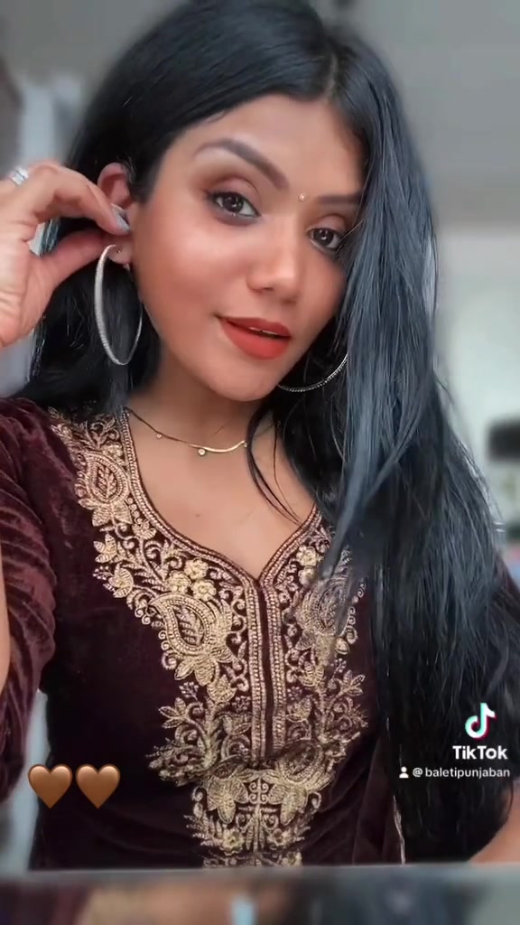 @ਵਲੈਤੀ ਪੰਜਾਬਣ sukh/ਸੁਖ