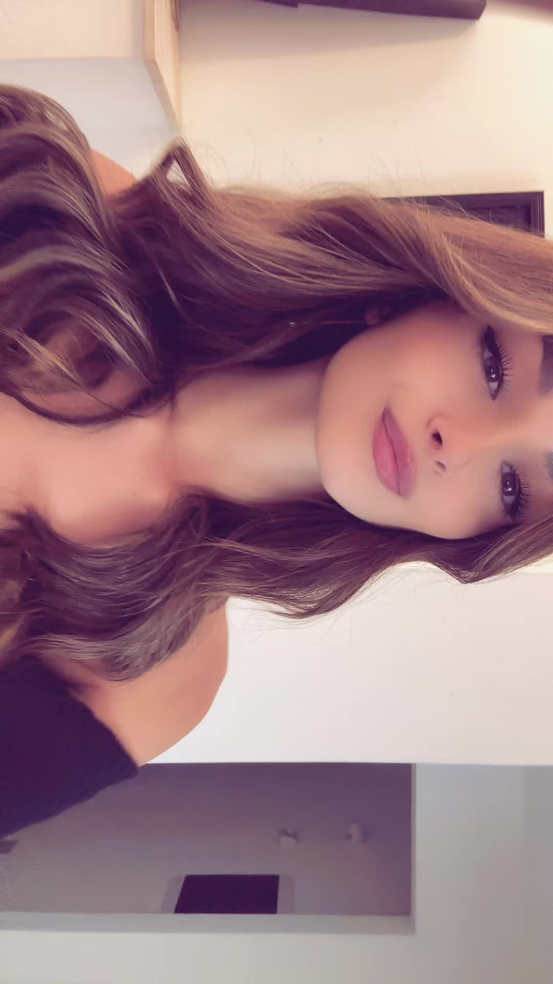 @elenargiolas