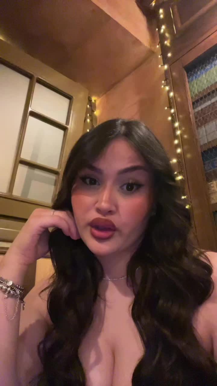 @A N N A C H I A R A 🦋