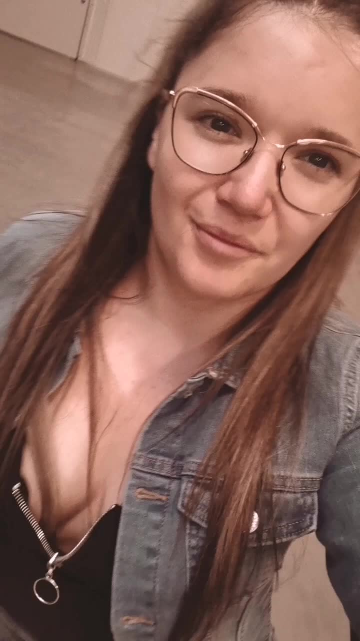 @Elena Maria Majeri