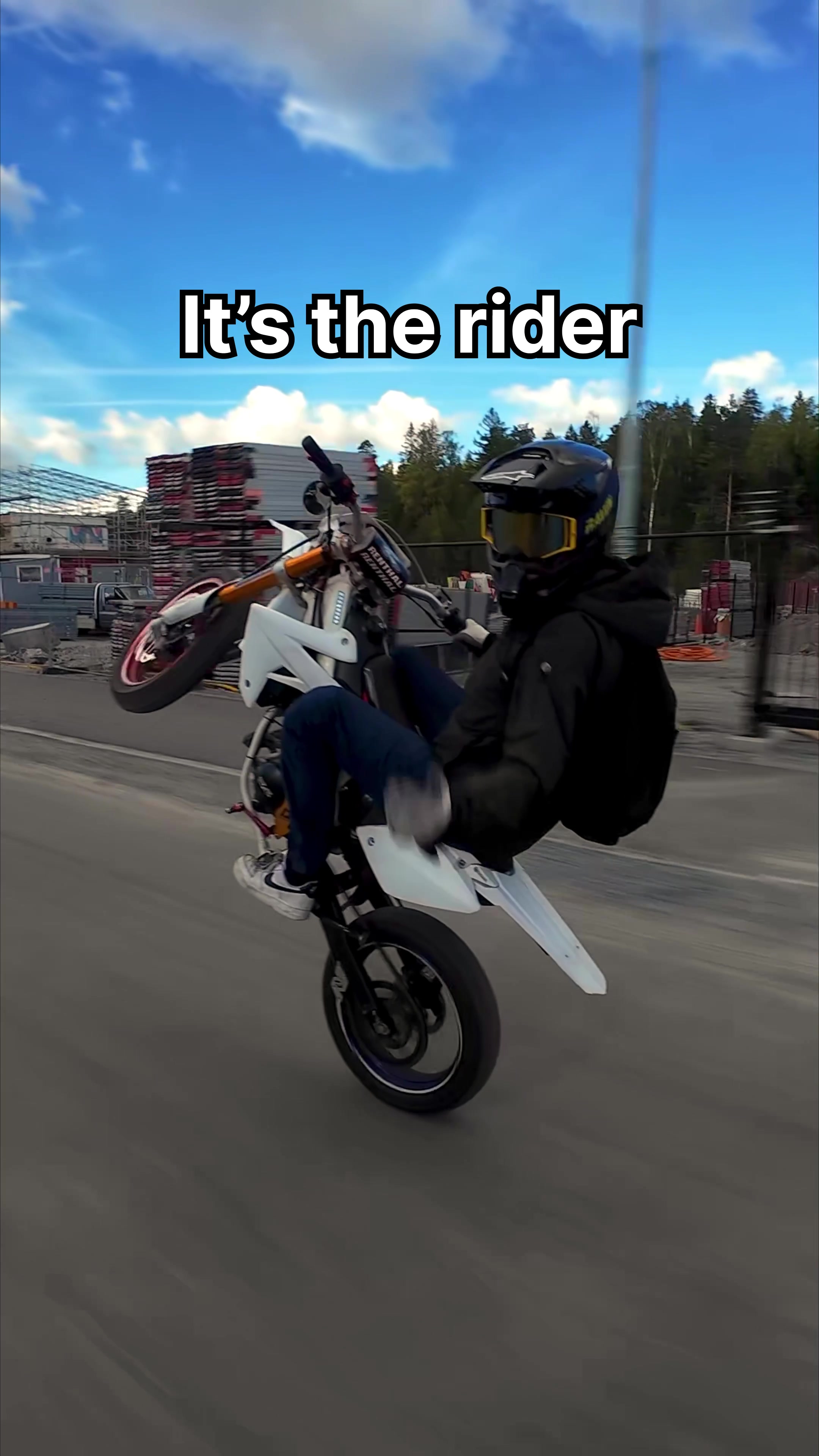 @HajperMoto