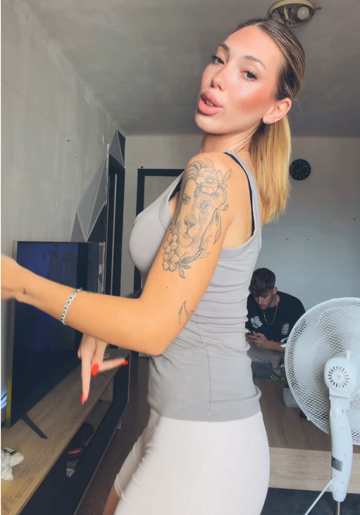 @_ainhoaa15_