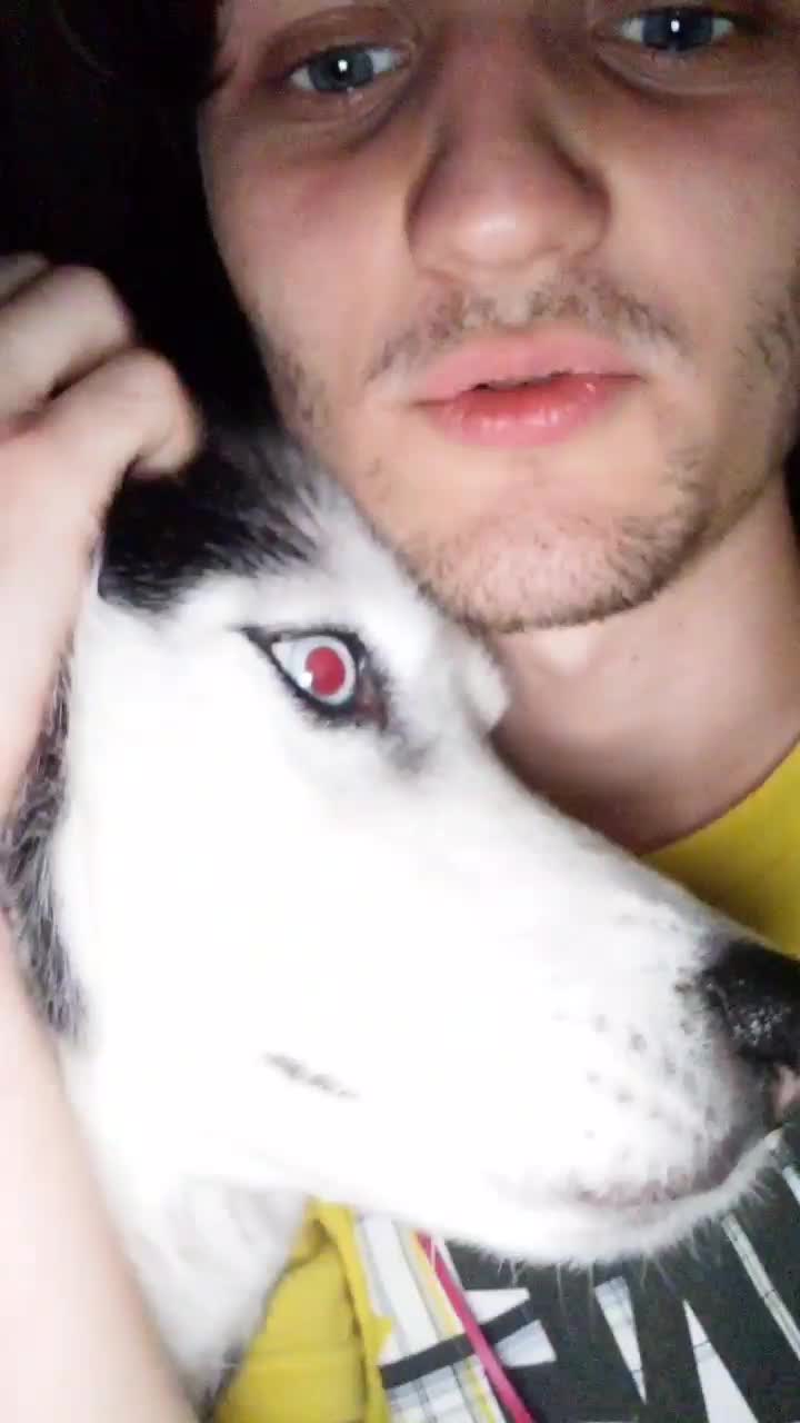 @I4mxXDEAtHXx
