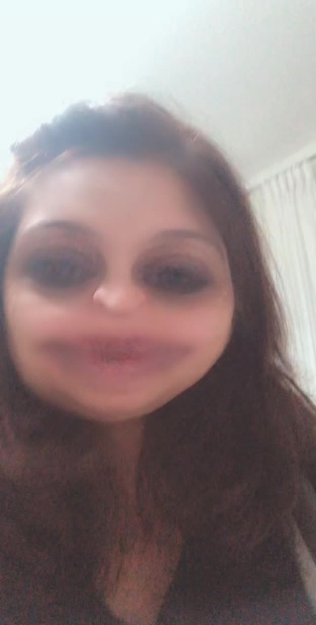 @Eliblond76