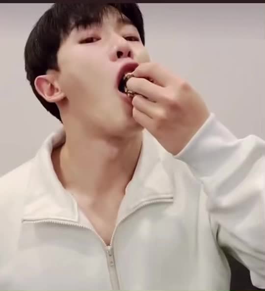 @🍪🐰Dani 🥀🧭 🍷다은🍷