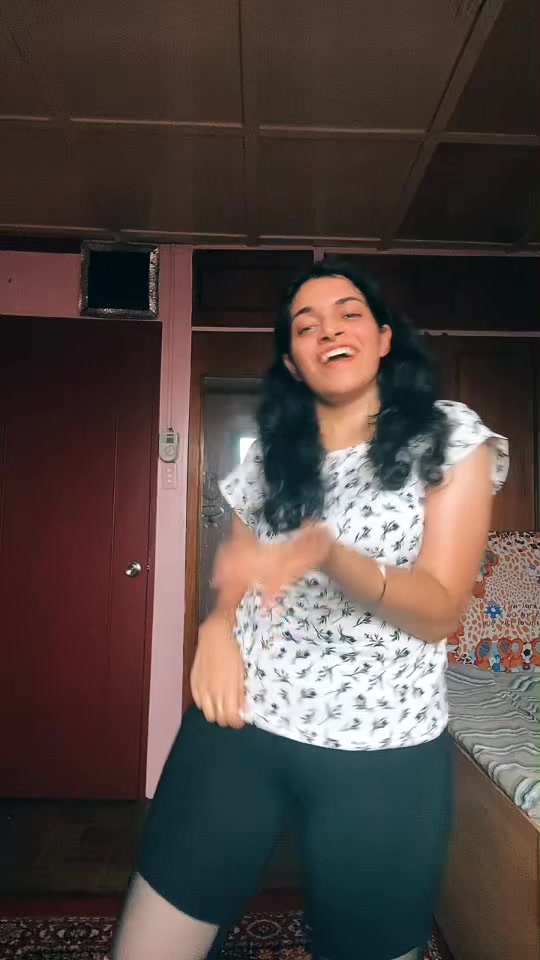 @Vani👀