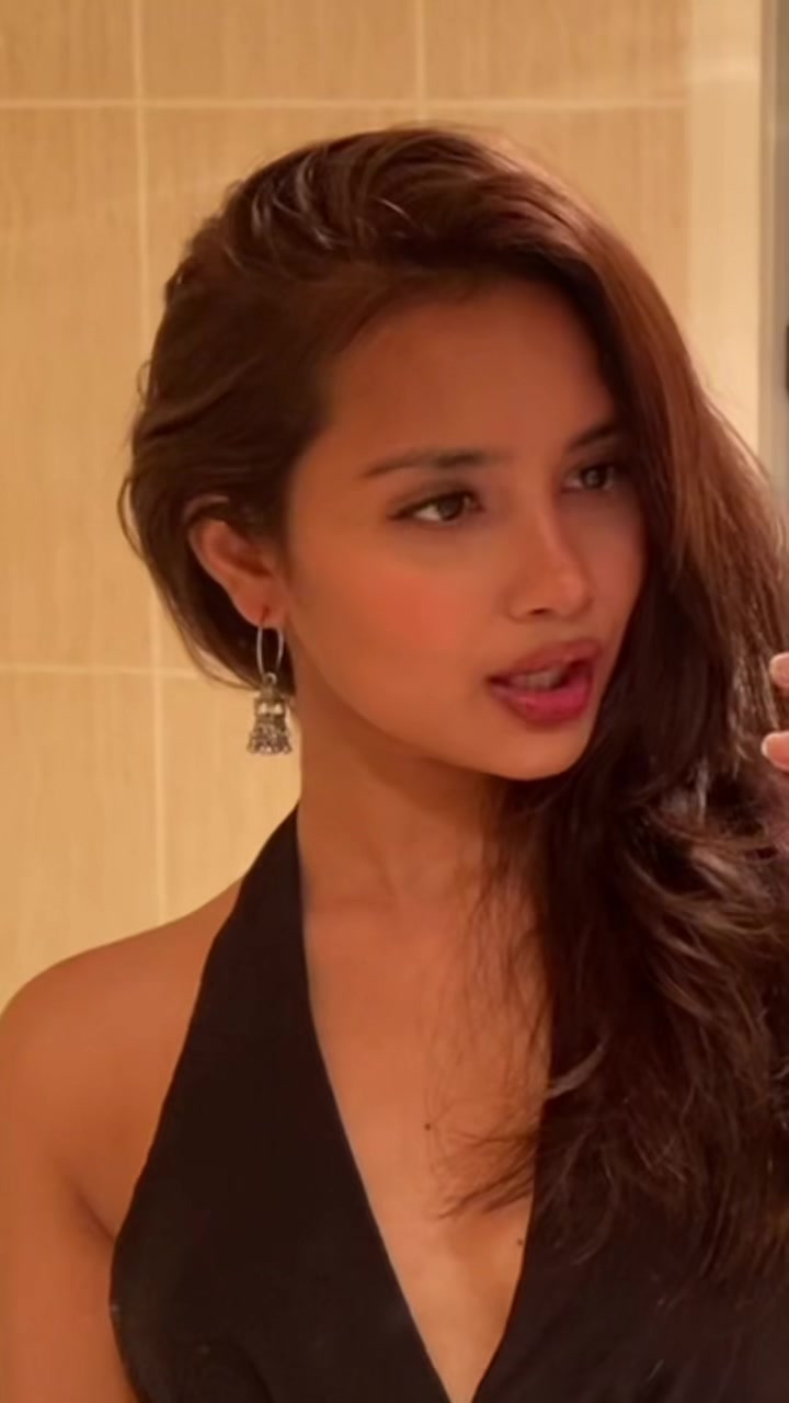 @Niharikaaa