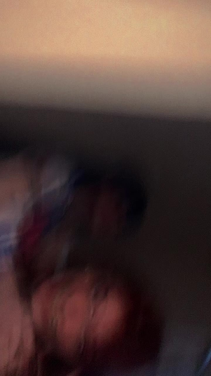 @Ellliee