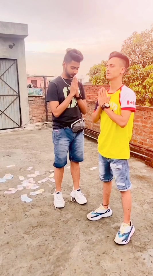 @👑🔥Manu Singh🔥👑