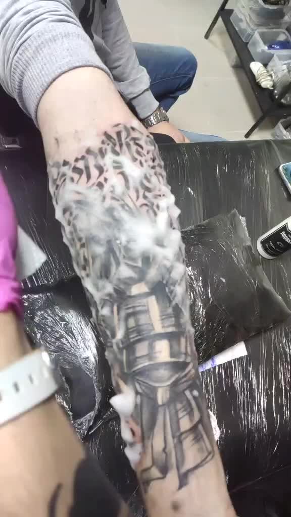 @Black Tattoo Army