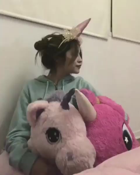 @Karol Sevilla🌙