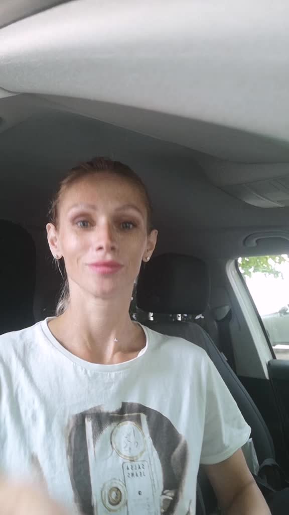 @Маня
