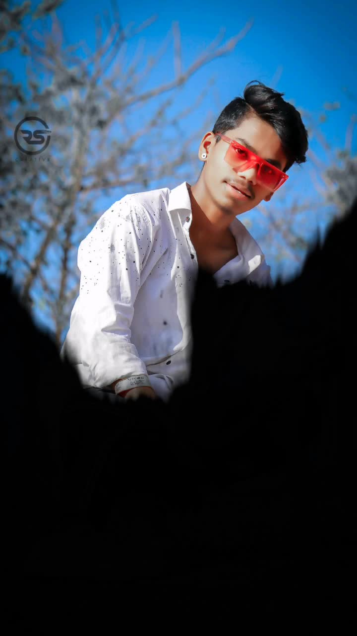 @TUSHAR..😎MB..👑