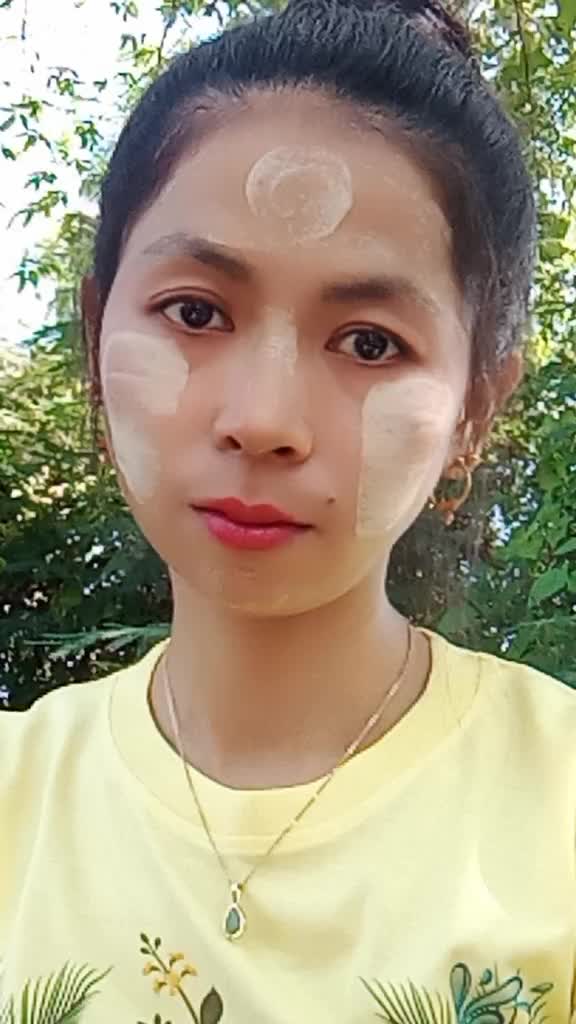 @ၾကာျဖဴ😘💙
