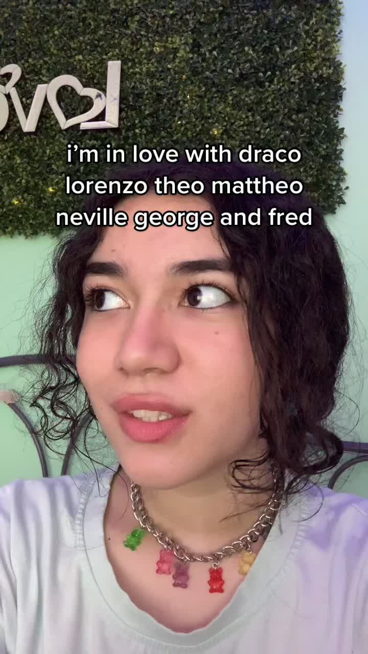 @Sofia🔪