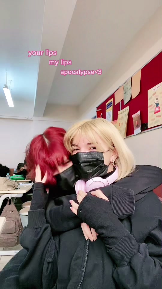 @<3