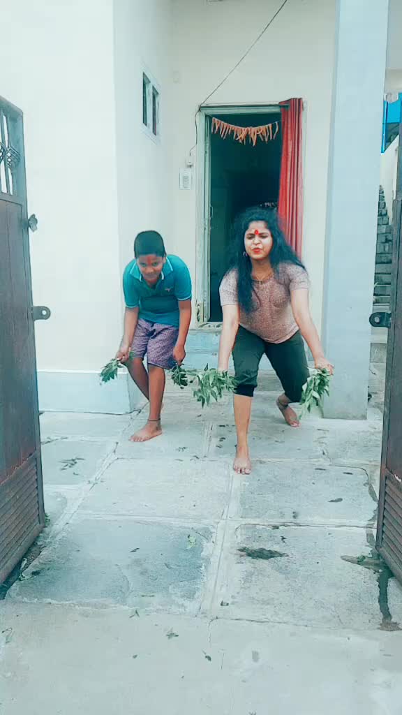 @Shanthi D