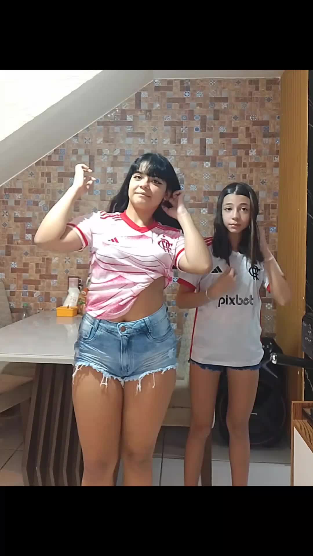 @Laynecastroaraújo Castro
