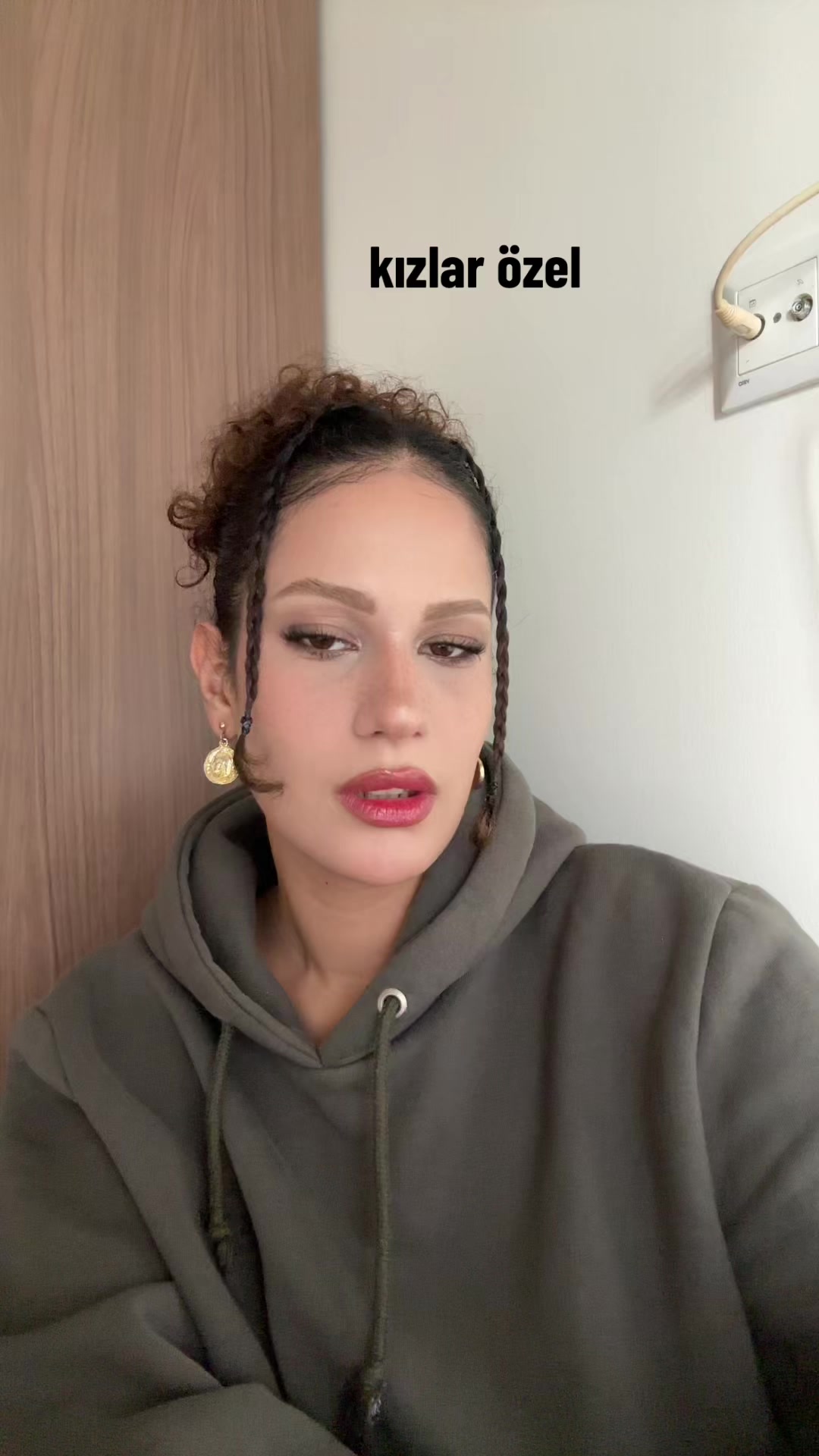 @yariyaniyaren