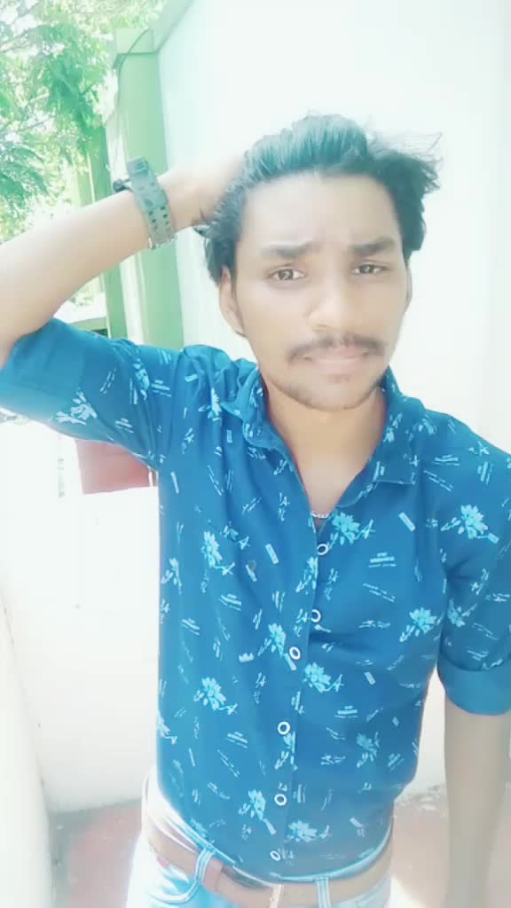 @LOVELY_VIGNESH143