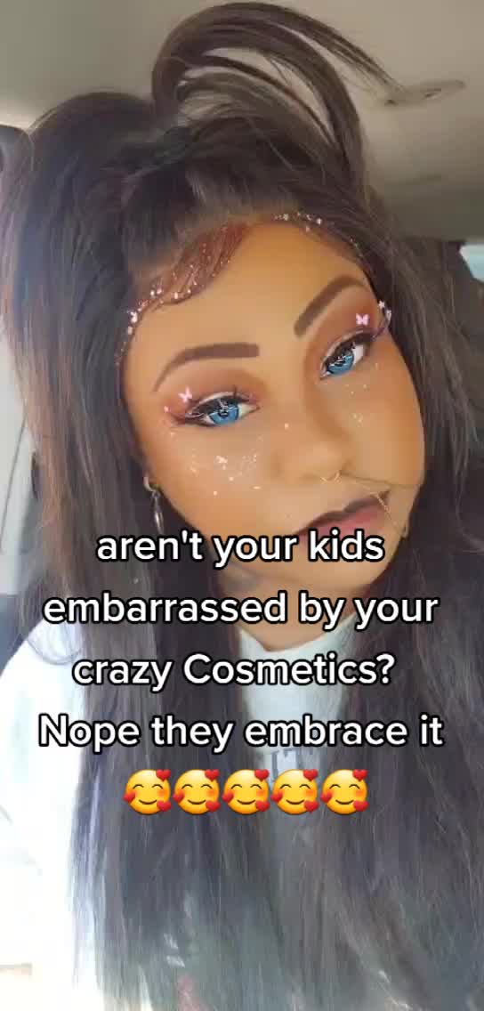 @Lareyias Luxury Cosmetics ✨