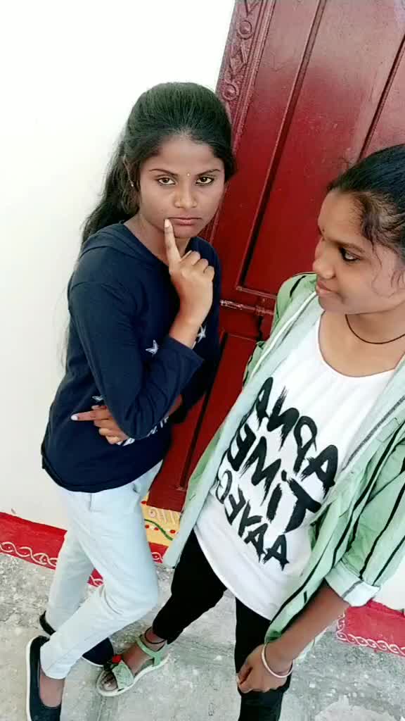 @😎 sushmitha⛔@7️⃣3️⃣