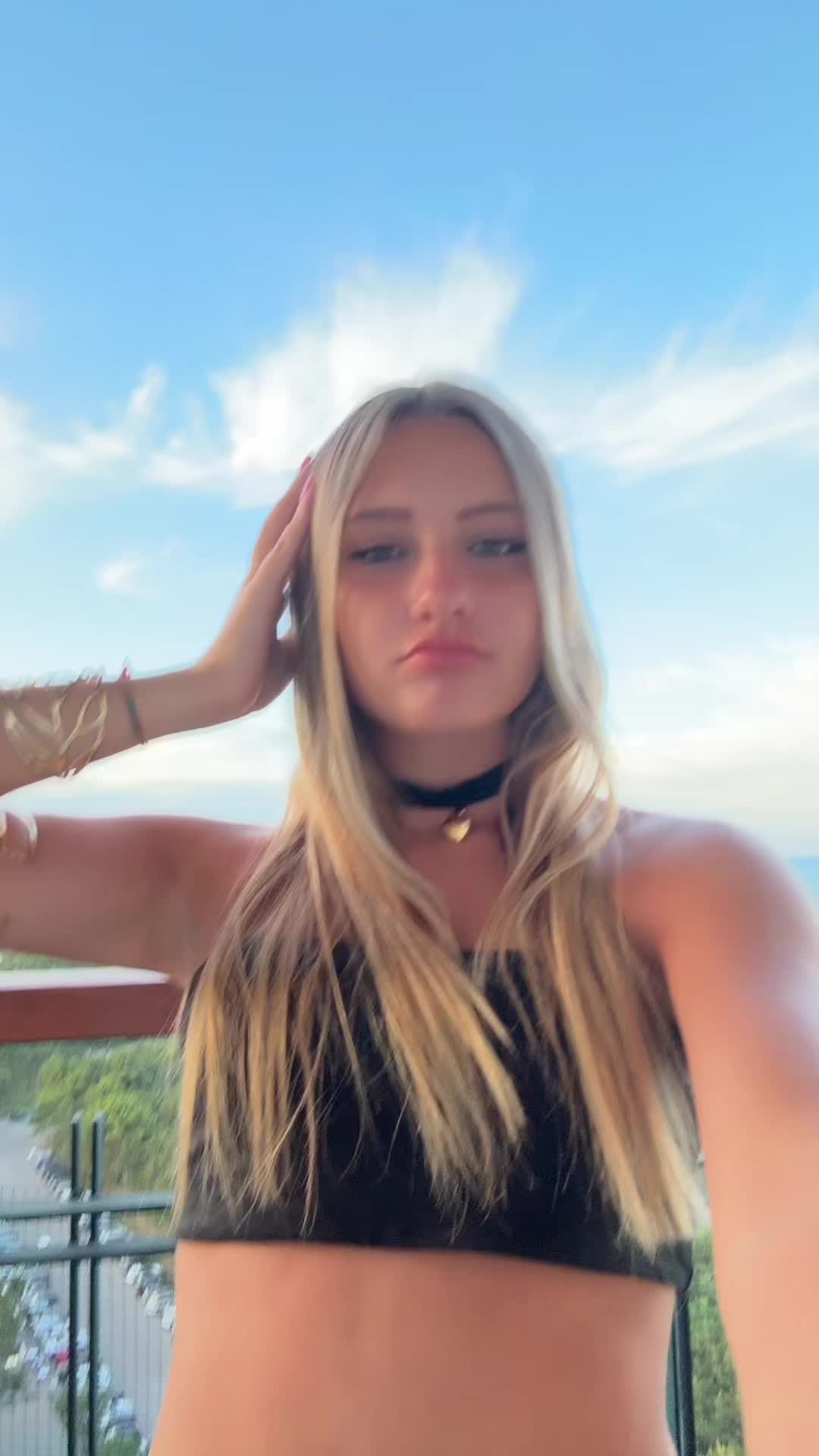 @ilaria.vicario