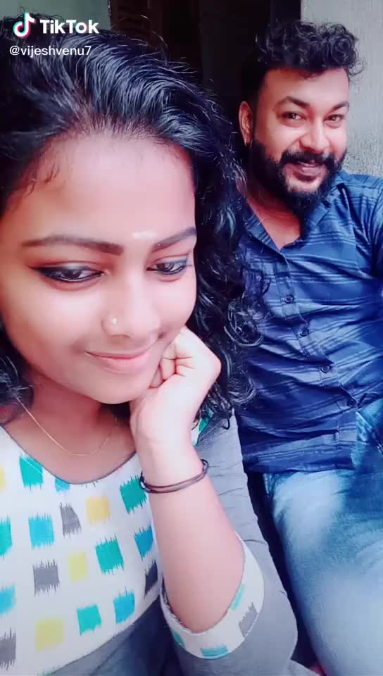 @🤩___{സംഘപുത്രി}___?