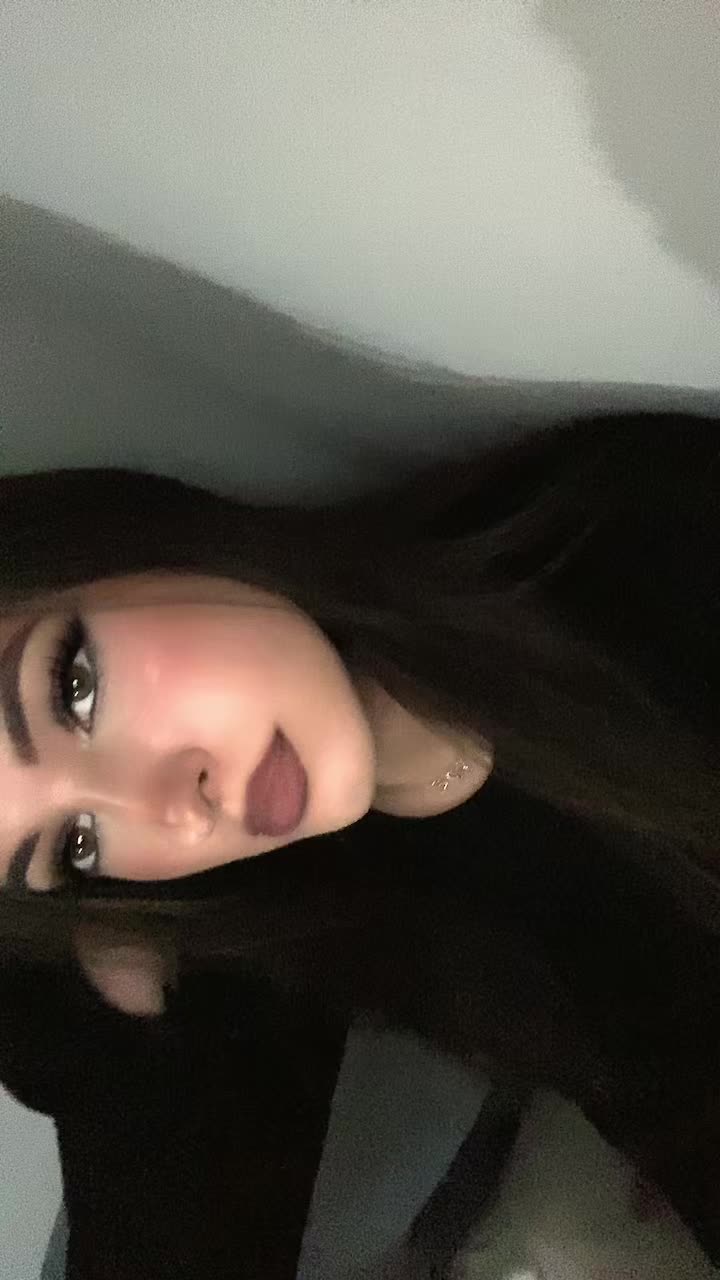 @𝑚𝑎𝑟𝑡𝑎