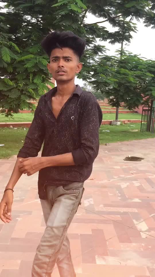 @adil_bacchi