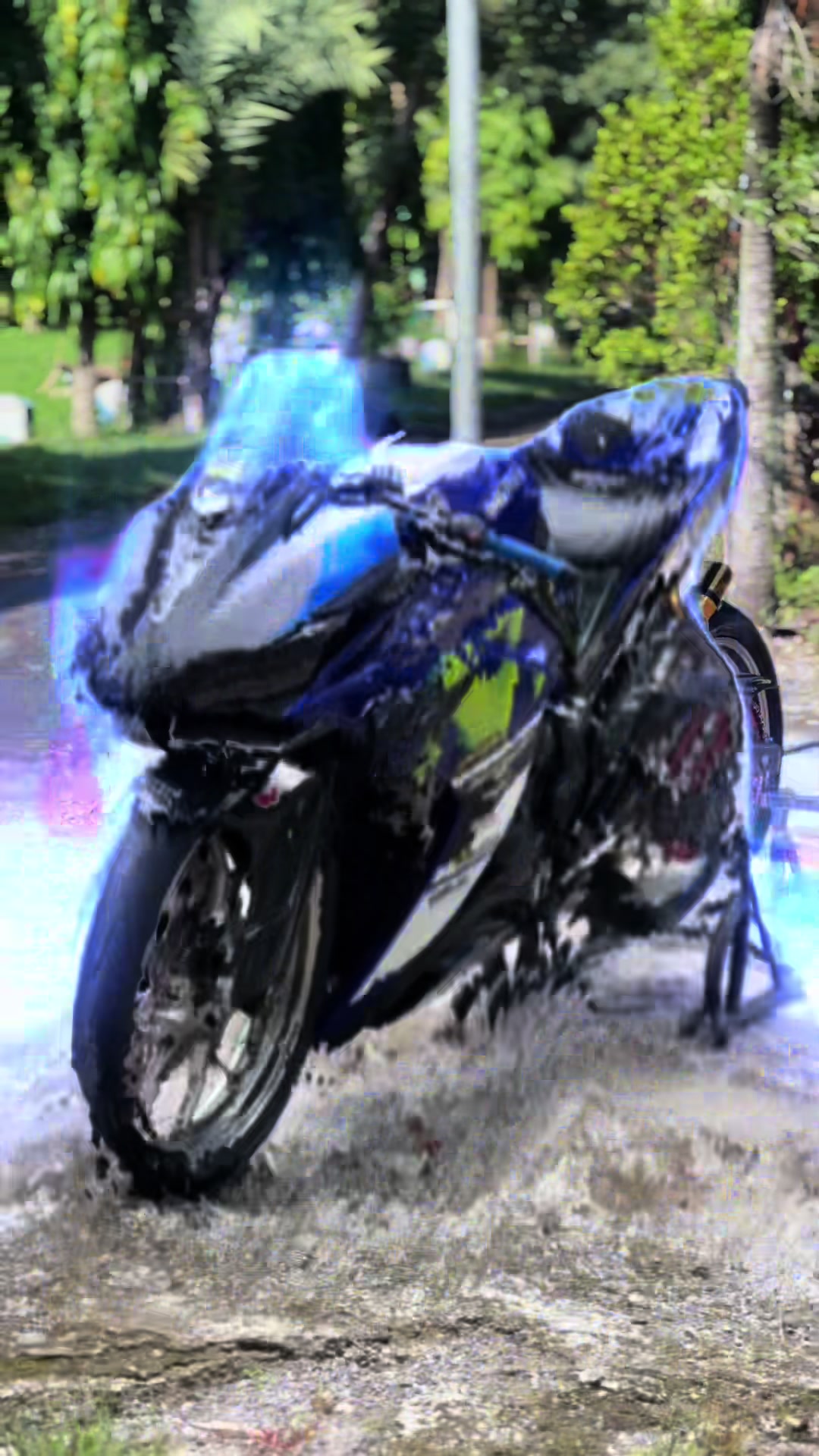 @r25.freak