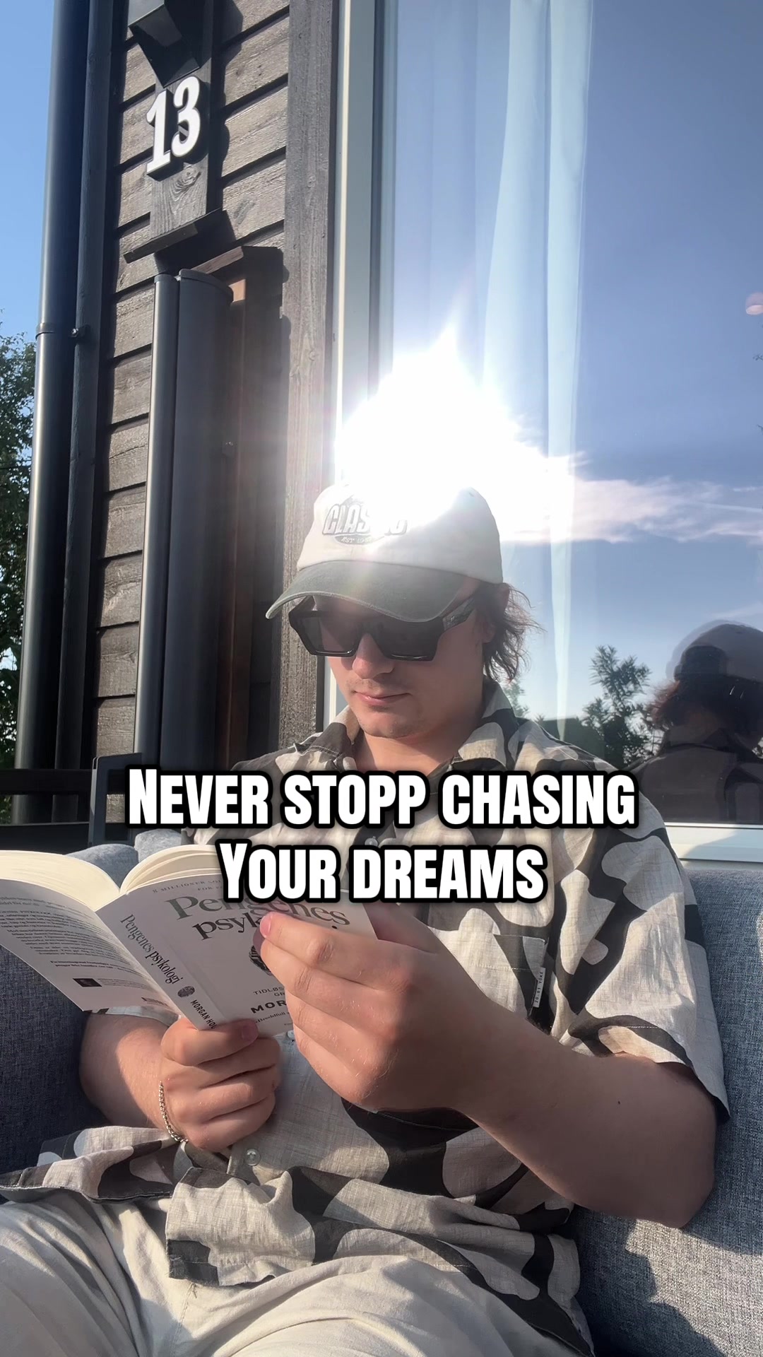 @tobias