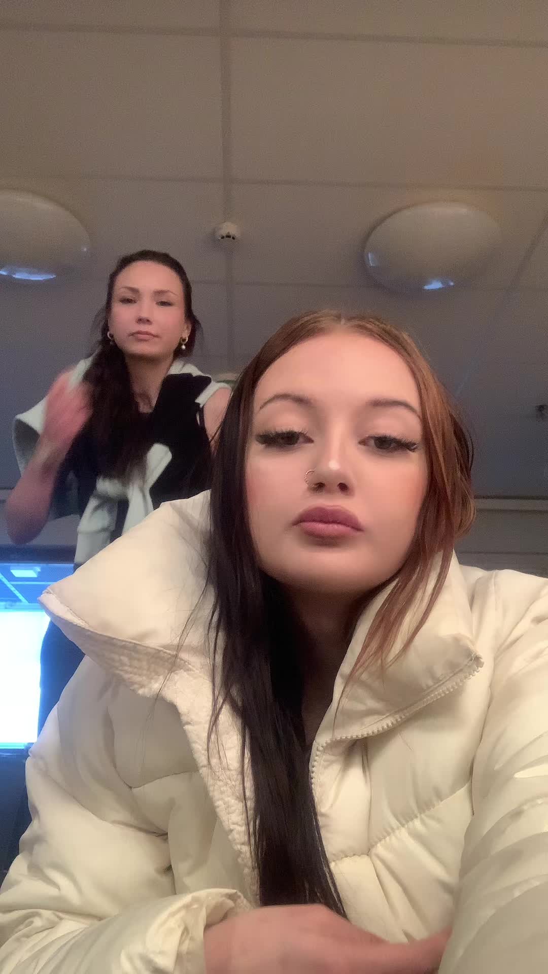 @emiliaemiv