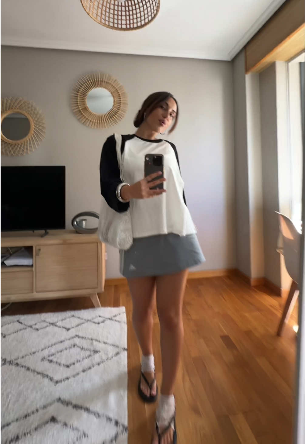 @laura ☆⋆ ˚。⋆⋆. 𐙚