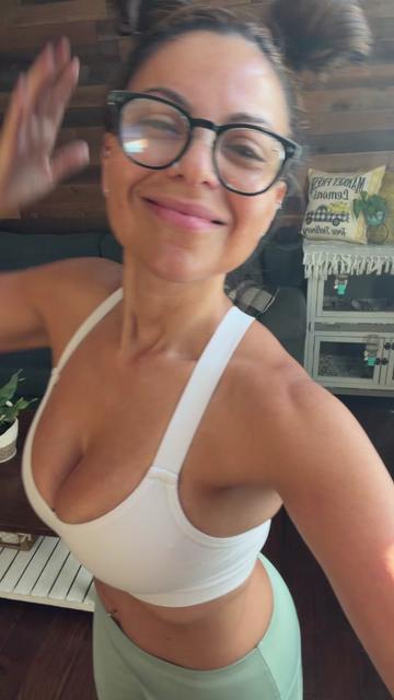 @Mewi619