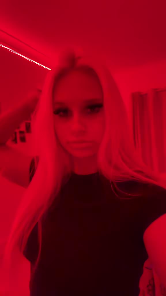 @𝐦𝐢𝐚 𝐠𝐫𝐚𝐜𝐞 𝐱