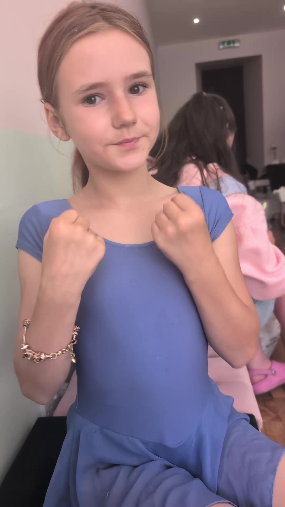 @Clair_Foster