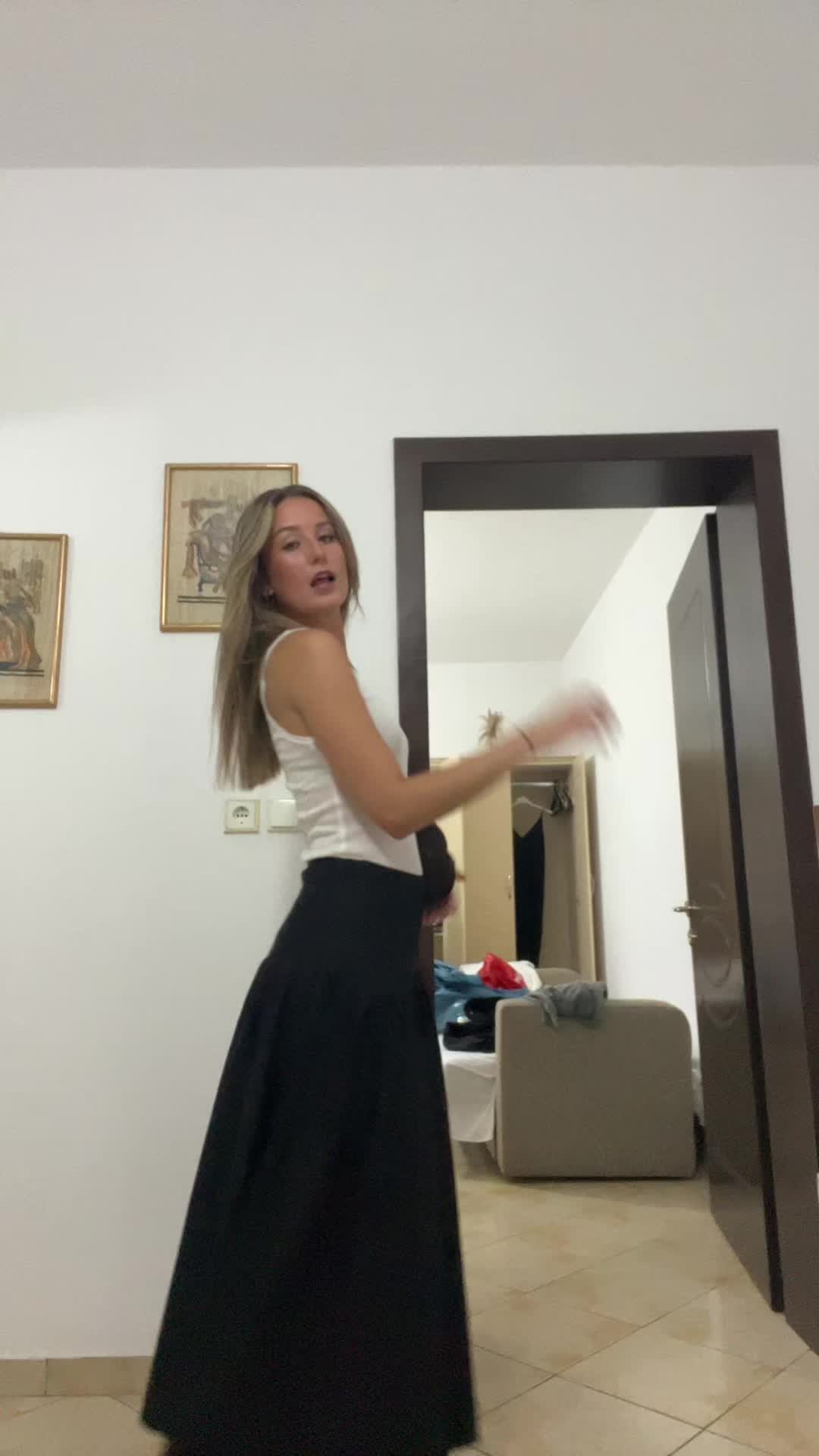 @Lara