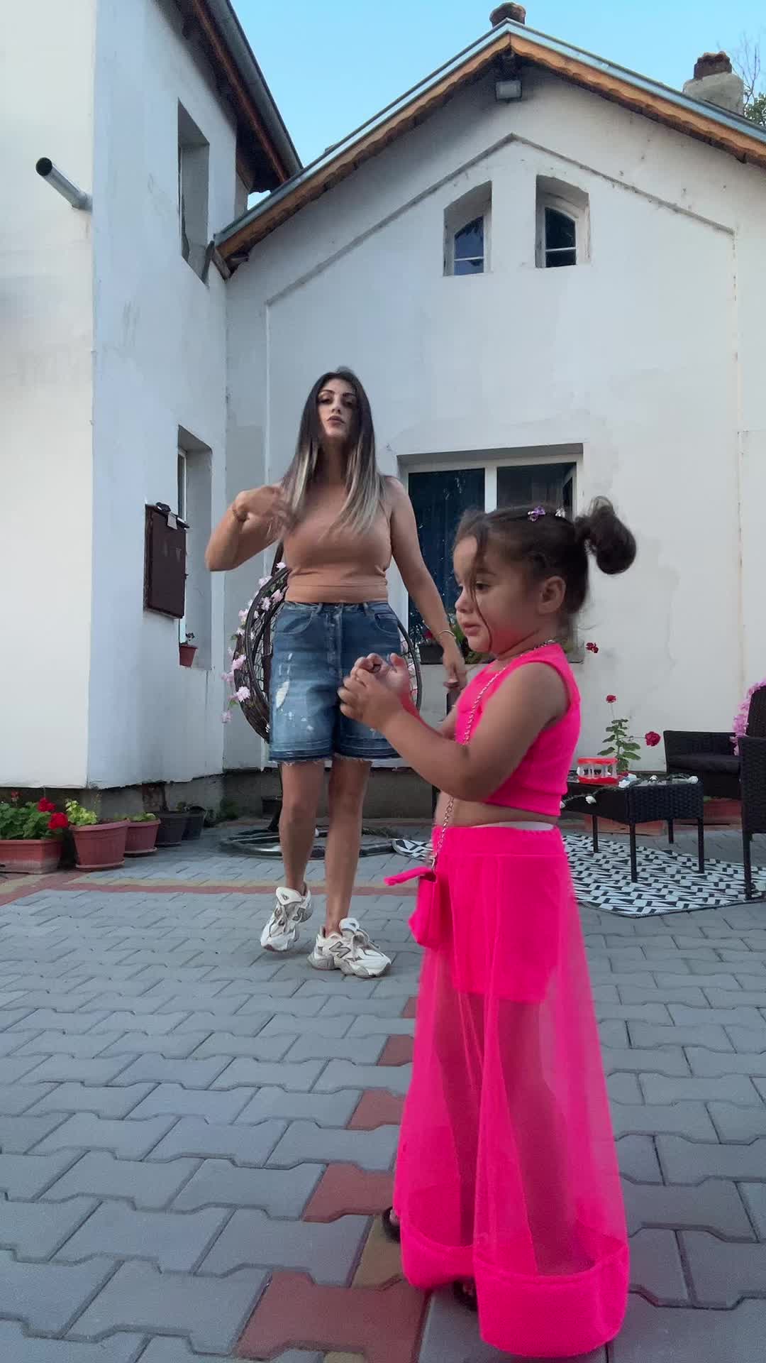 @Tanq Vasileva