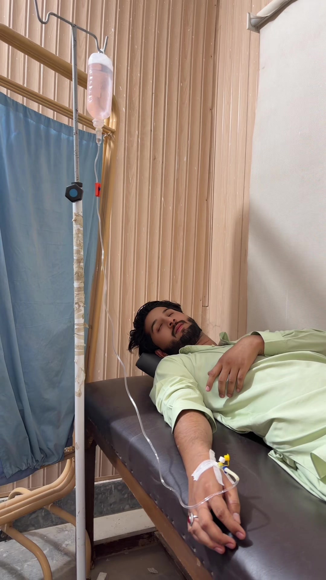 @Veer_Shahzaib