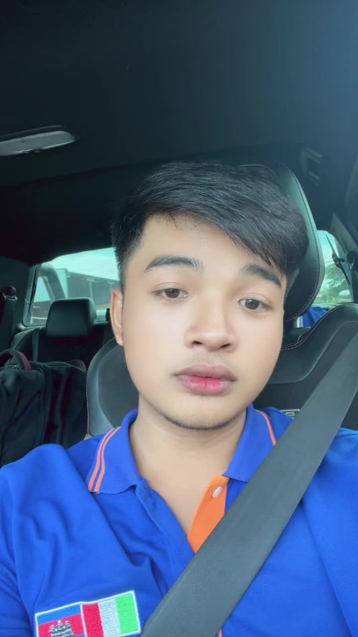 @ជីវិត ដូចផ្សែង