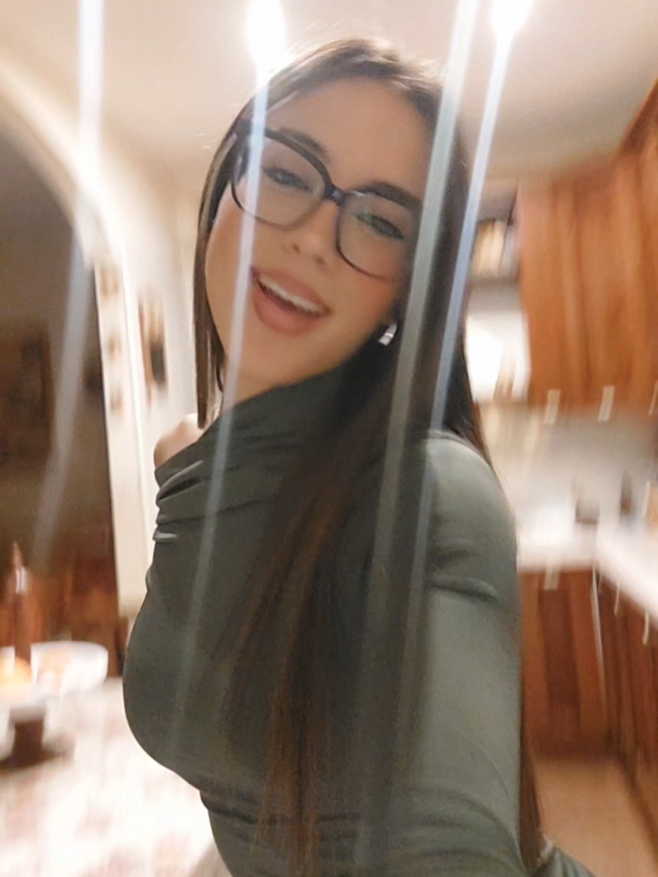 @Anna Esposito