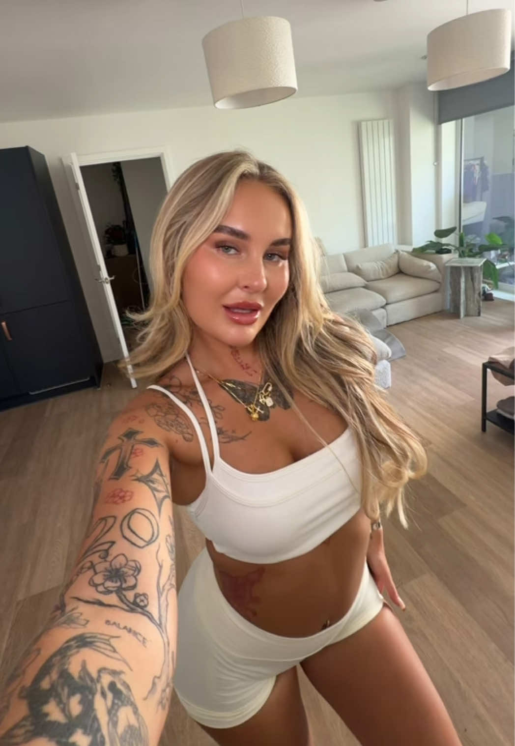 @alirose