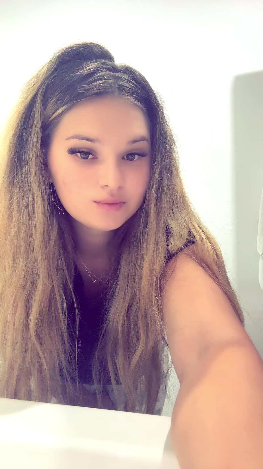 @Andreea Elena-Nicolescu