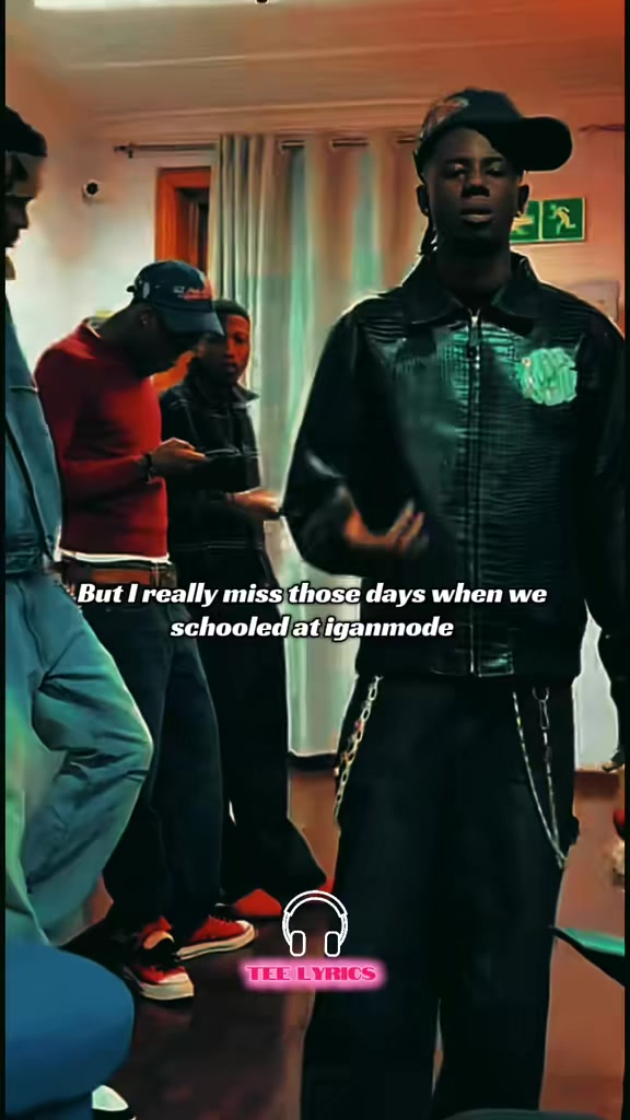 @Tee lyrics