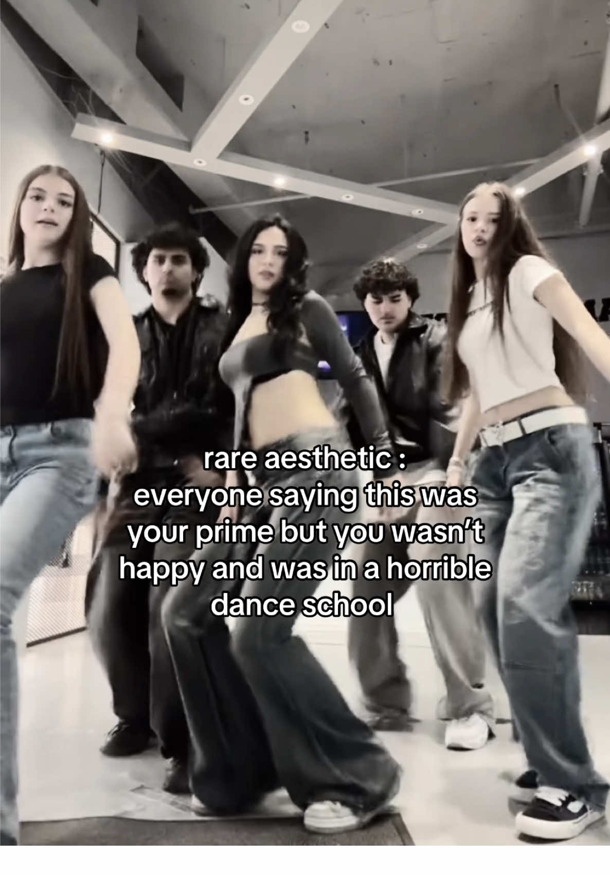 @𝐧𝐢𝐢𝐤𝐚